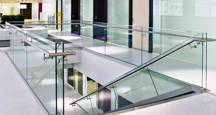 glass railing manufacturer