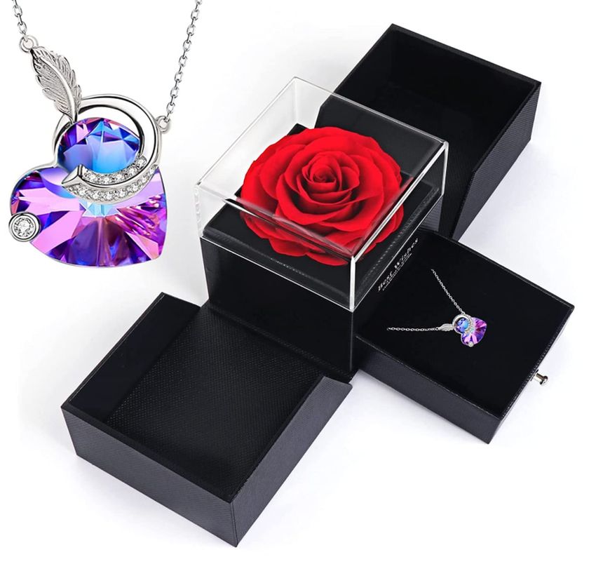 valentine-s-day-gifts-for-her-6578ca593143e