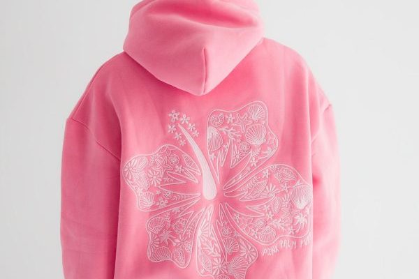 Hawaii-Hibiscus-Hoodie-in-Sonic-Pinks