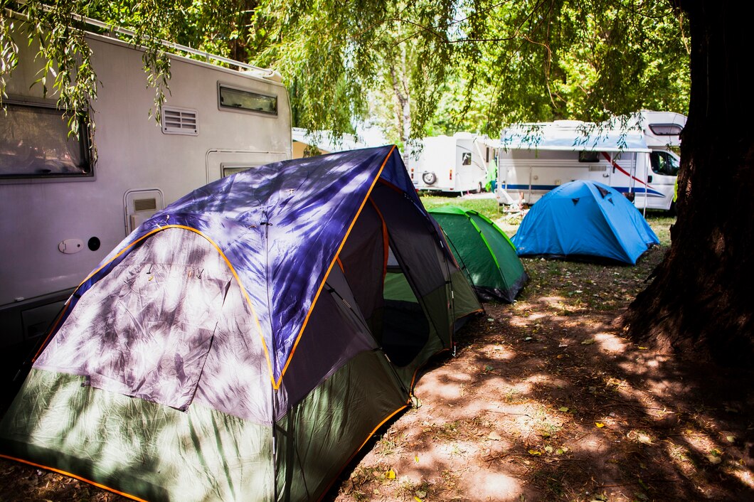 tents-camping-nature-view_23-2148301312