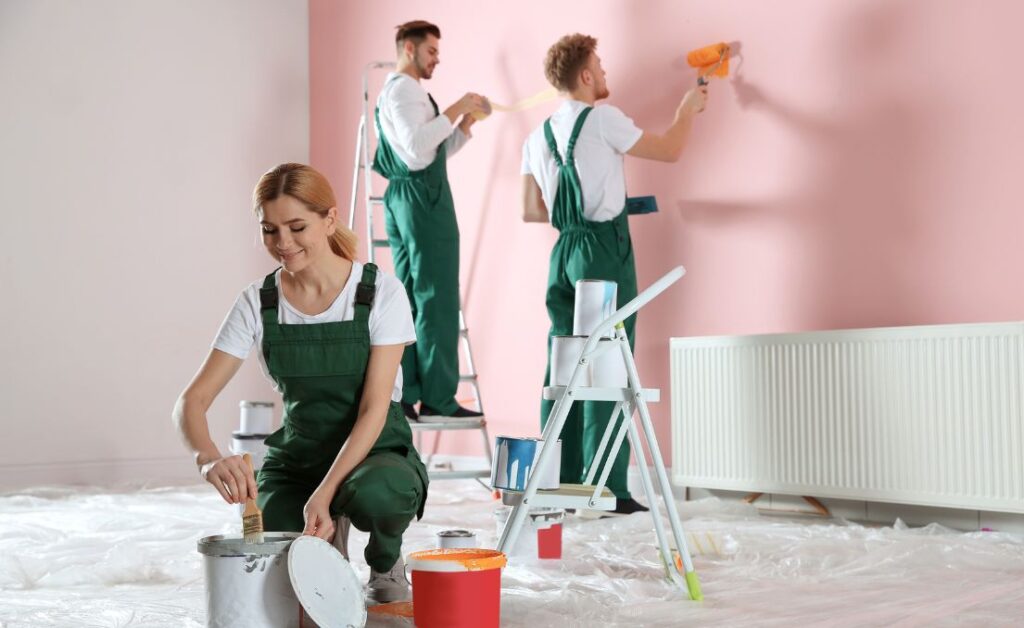 wall-painting-service-team-by-online-painters-UAE-in-Dubai-1024x628