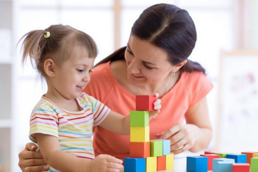 Babysitting Service in Dubai