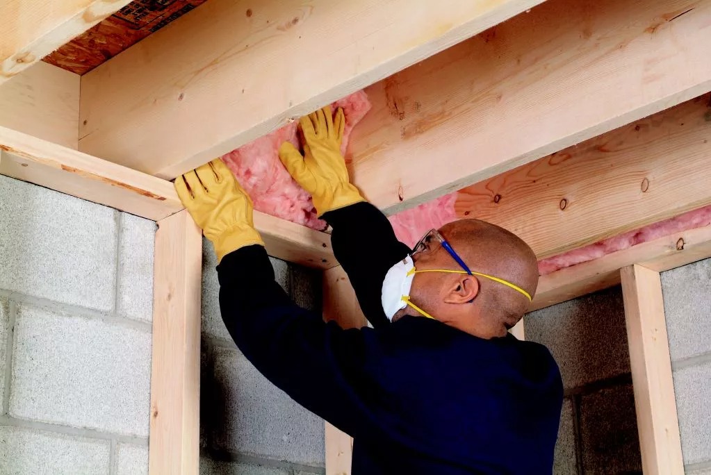 imgi_1_Crawl-space-Momper
