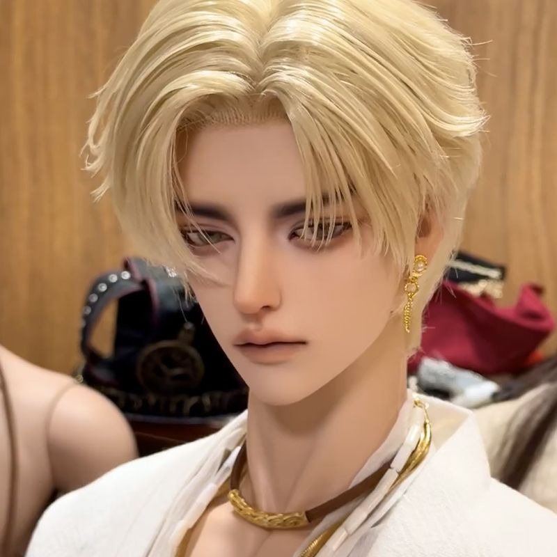 男性型ラブドール (3)