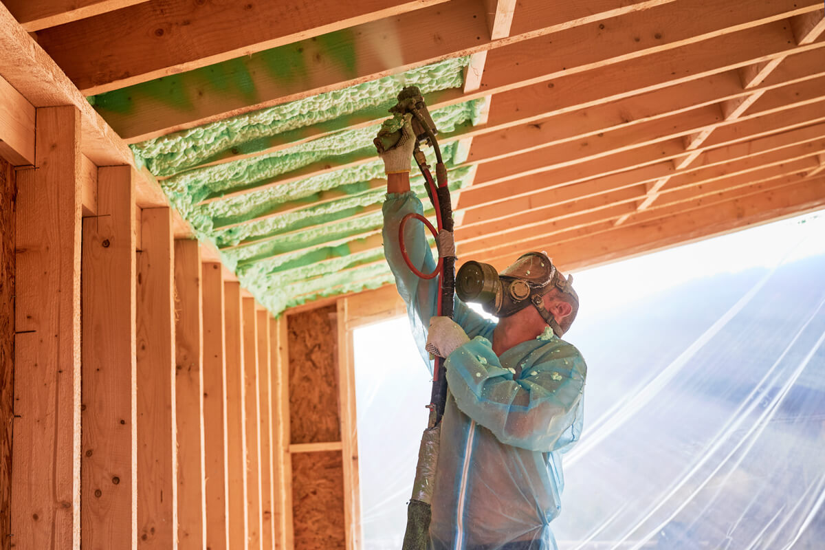 Spray-foam-insulation (5)