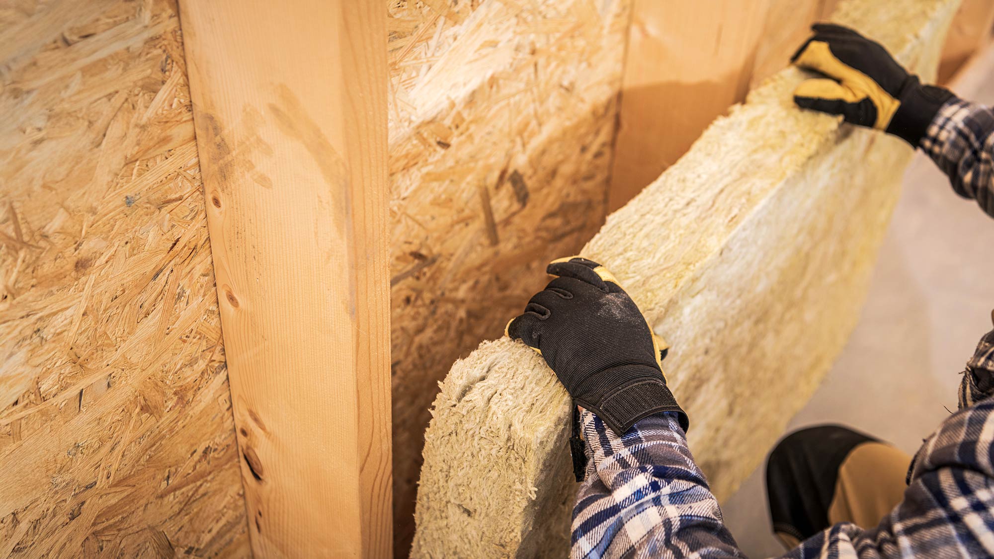 Tips-For-Choosing-The-Right-Insulation-Material