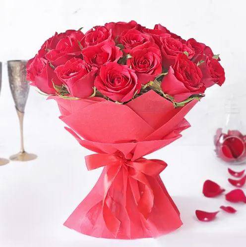 20-red-roses-bouquet-manual-yuvaflowers-og-511-default-title-42365497311512 (3)